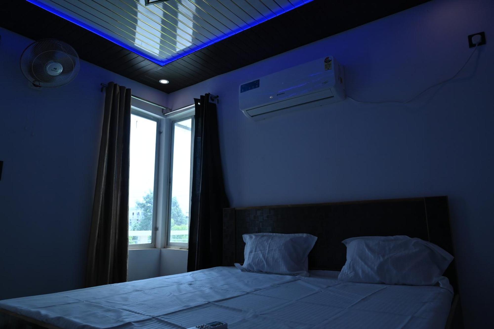 Privyrooms Gorakhpur Exterior foto